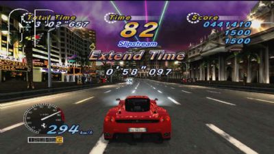 POWER YOUR WAY ALONG THE HIGHWAYS IN OUTRUNTM ONLINE ARCADE