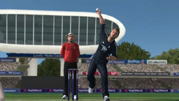NEW GAMEPLAY VIDEO FOR INTERNATIONAL CRICKET 2010TM STARS STUART BROAD AND RICKY PONTING 
