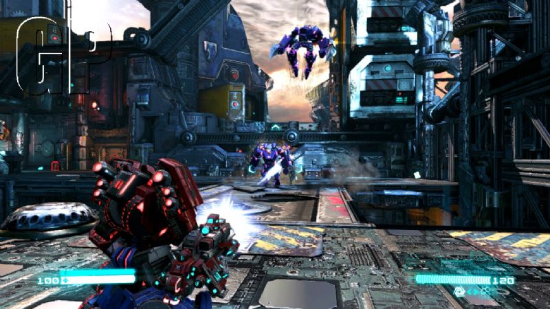 Watch a robot bash-up right on your street in honour of Transformers: Fall of Cybertron